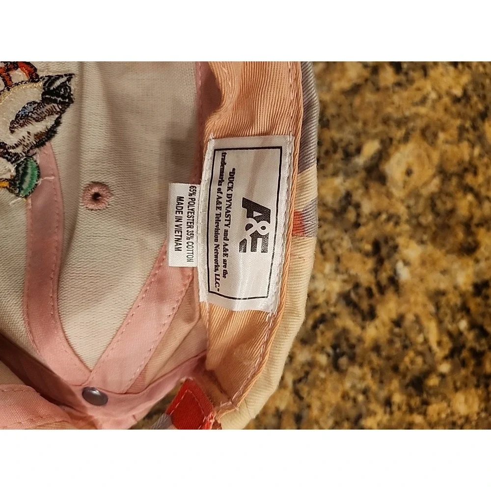 Womens DUCK DYNASTY‎ HAT Pink/Beige/Gray Camo Camouflage A&E TV Show Ladies Cap